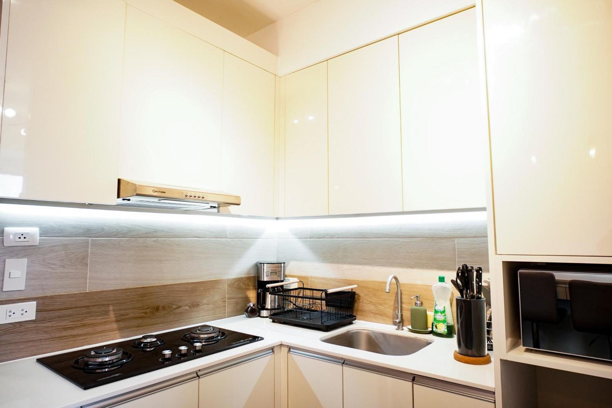 Modern Designed Studio Condo Near Ayala Centrio Cagayan de Oro Exterior foto